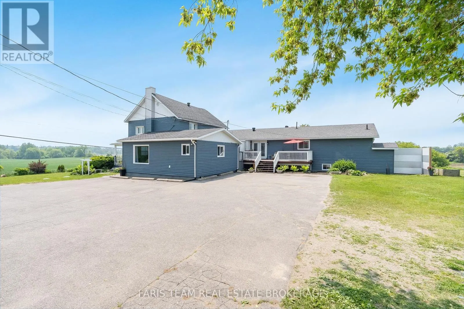160 LAFONTAINE ROAD W