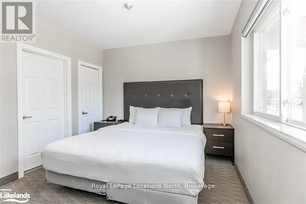 205 - 361 MOSLEY STREET, #205