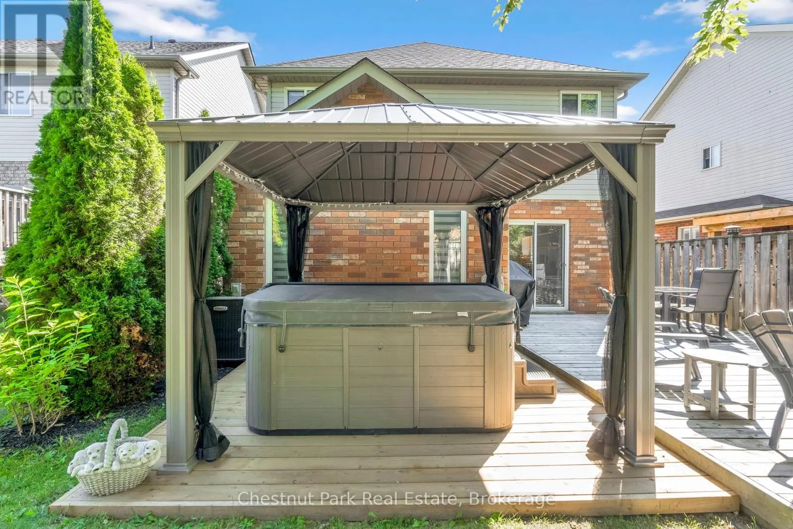 53 CONNOR AVENUE