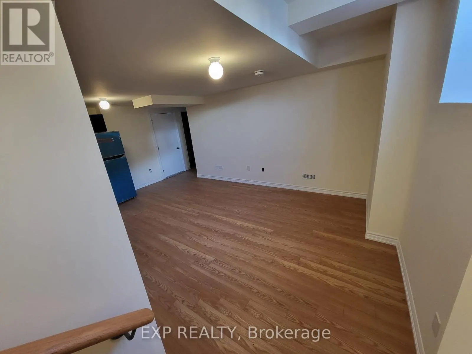 BASEMENT APT - 39 BANNISTER ROAD