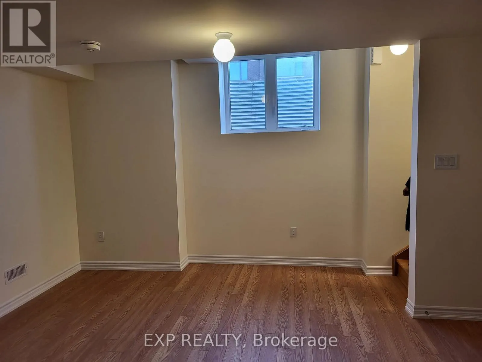 BASEMENT APT - 39 BANNISTER ROAD