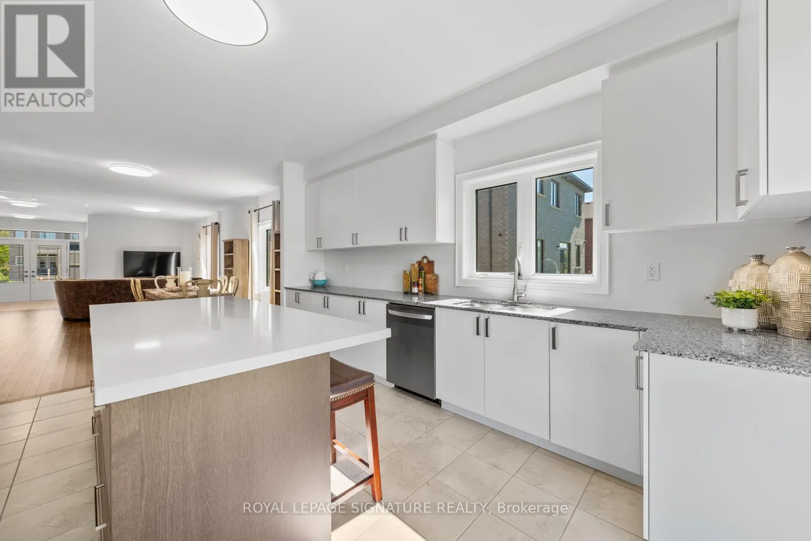 8 MISTY RIDGE ROAD