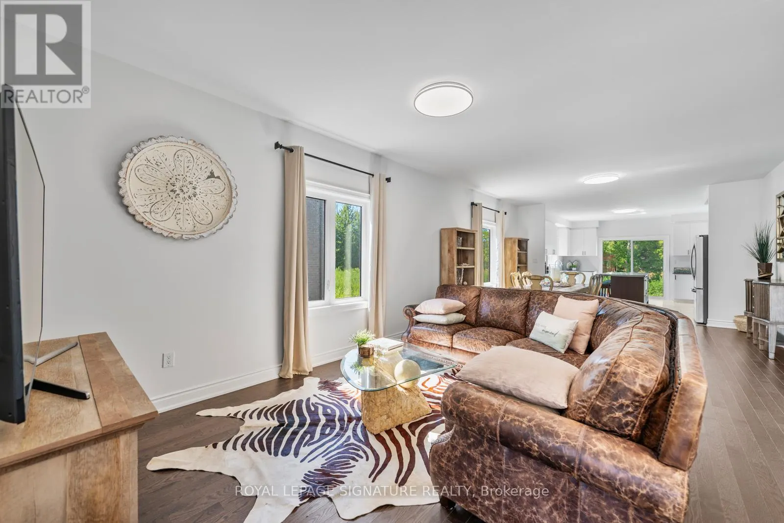 8 MISTY RIDGE ROAD