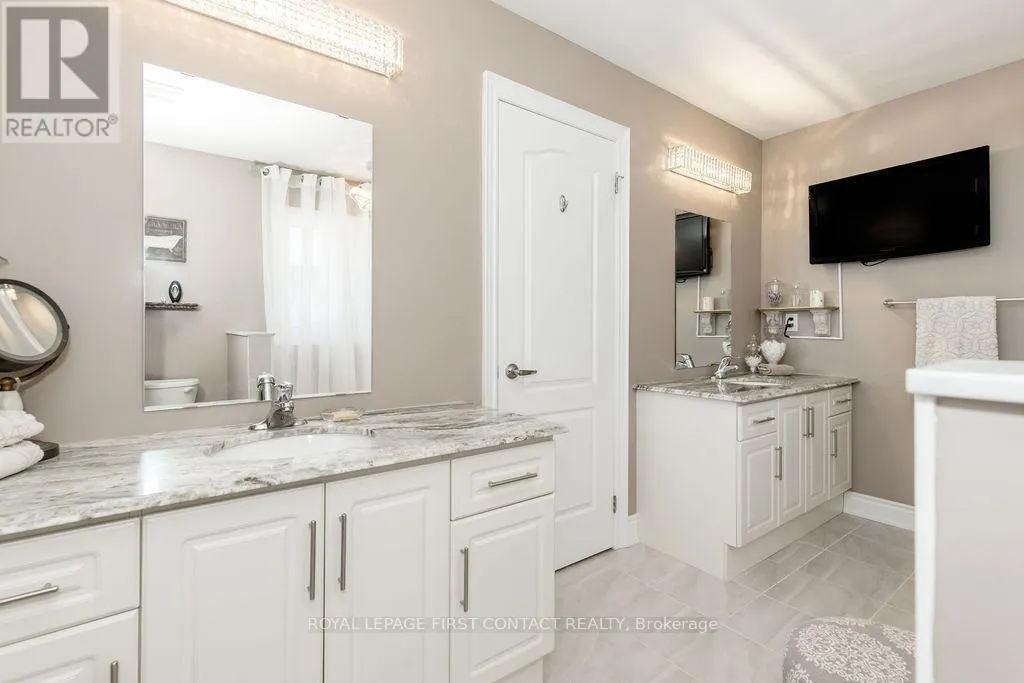 3149 EMPEROR DRIVE