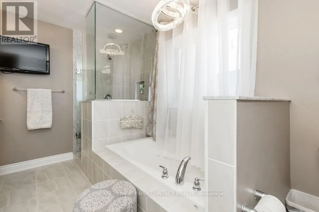 3149 EMPEROR DRIVE