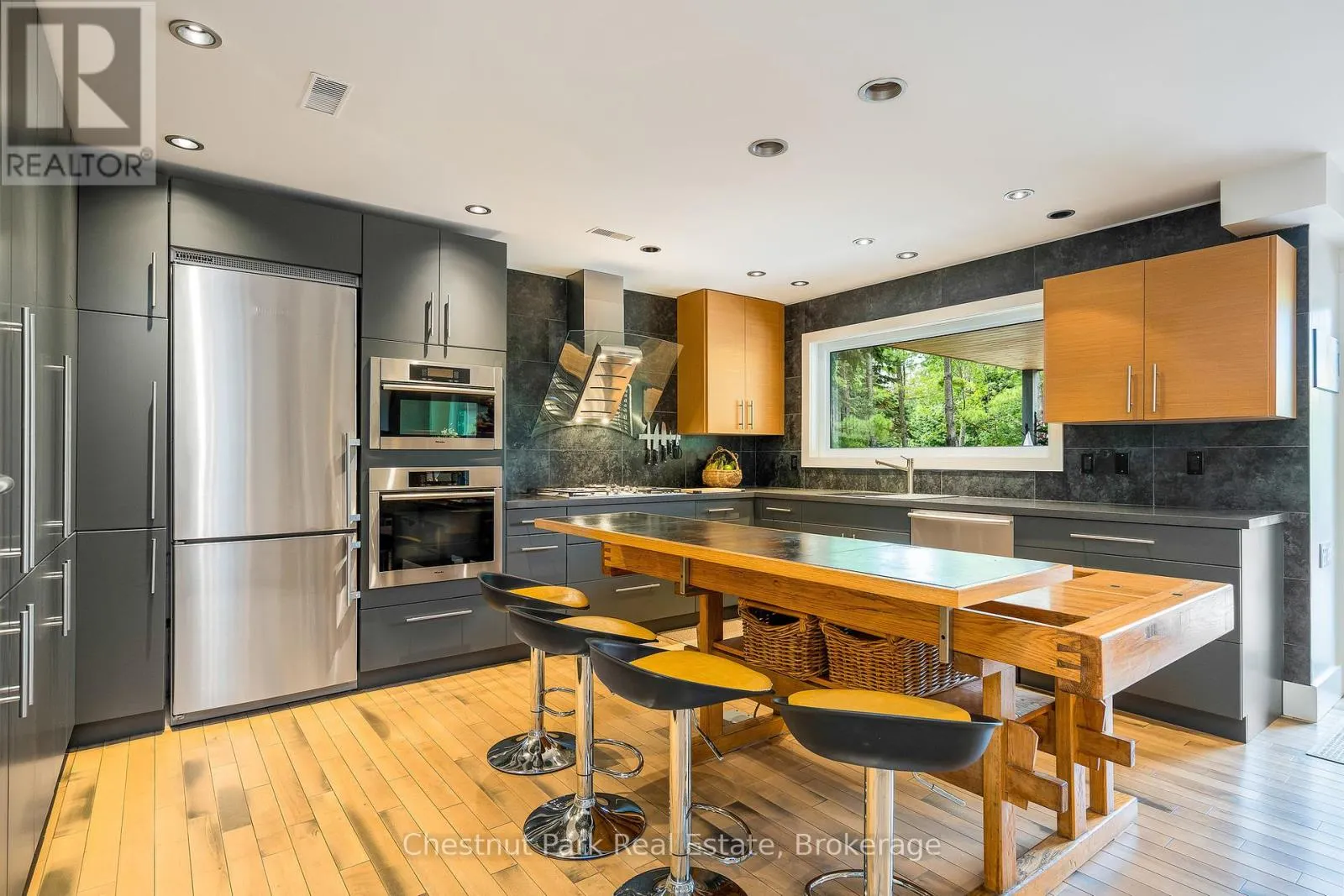 23 FOREST DRIVE