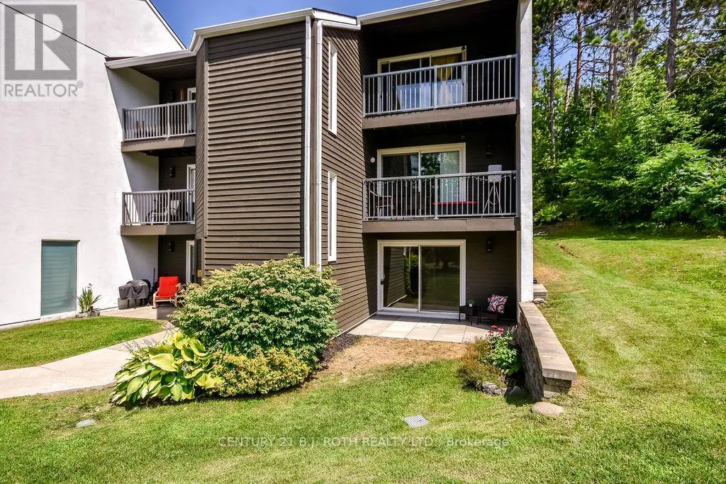 126 - 1102 HORSESHOE VALLEY ROAD