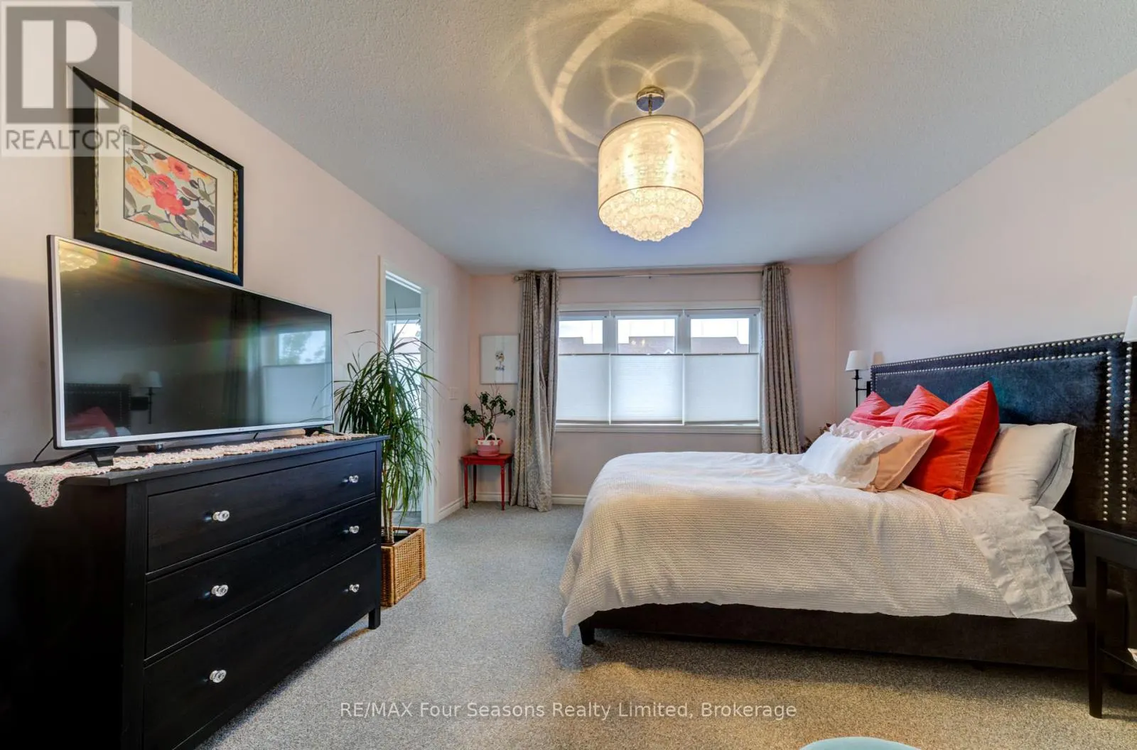 36 LETT AVENUE