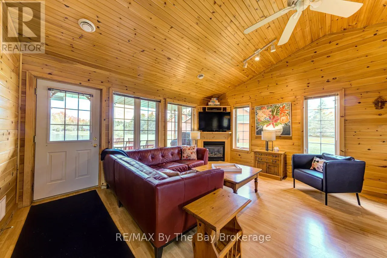 49 CABIN CRESCENT