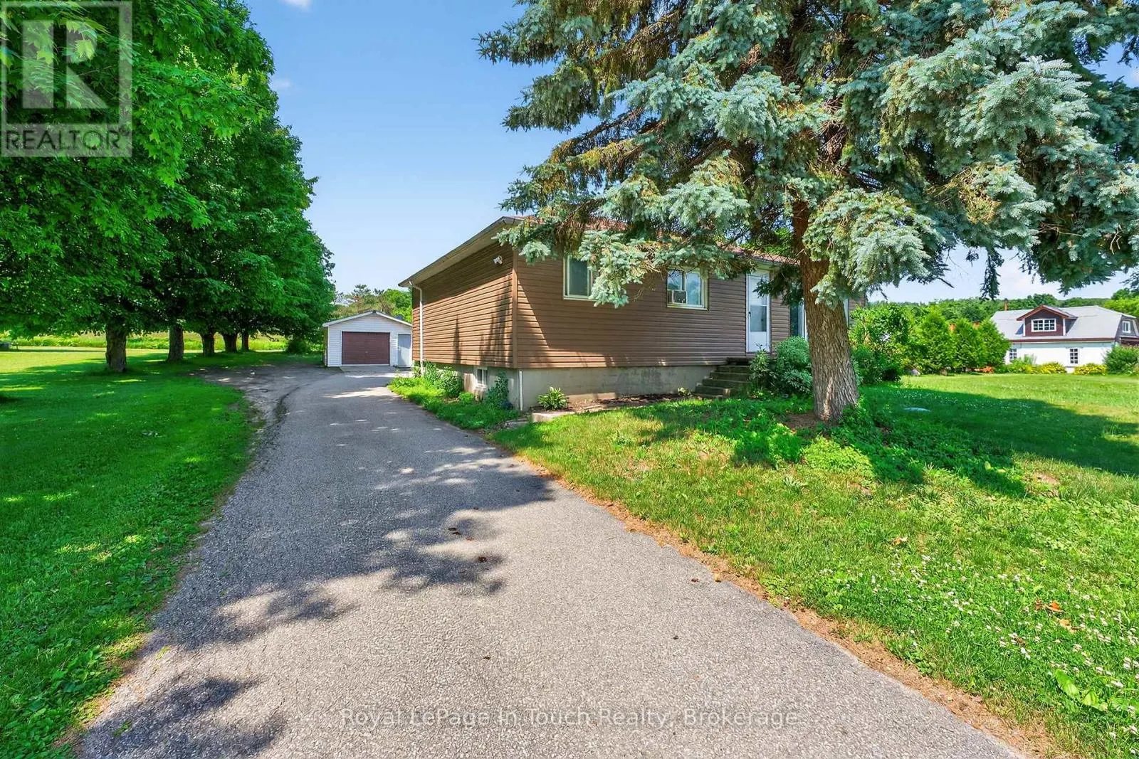 8906 COUNTY ROAD 93