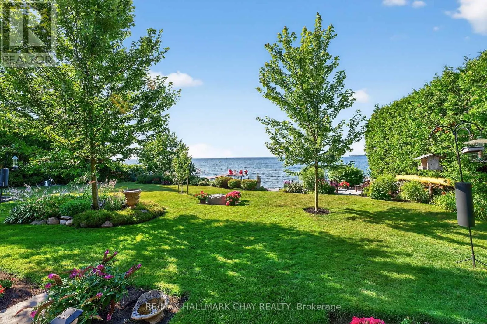 7 LAKESHORE ROAD E