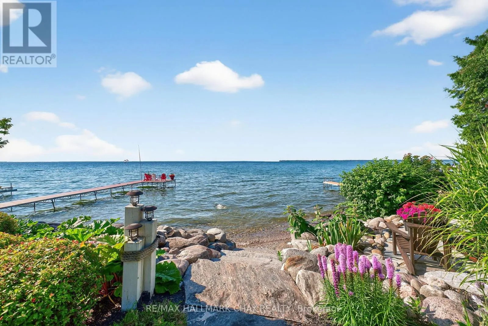 7 LAKESHORE ROAD E