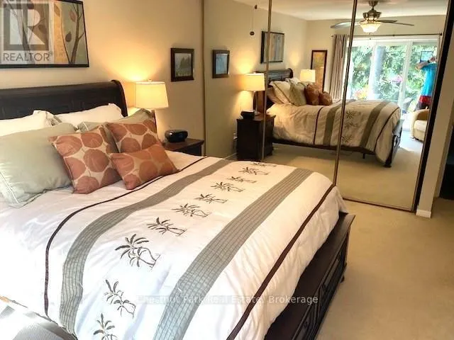 906 CEDAR POINTE COURT