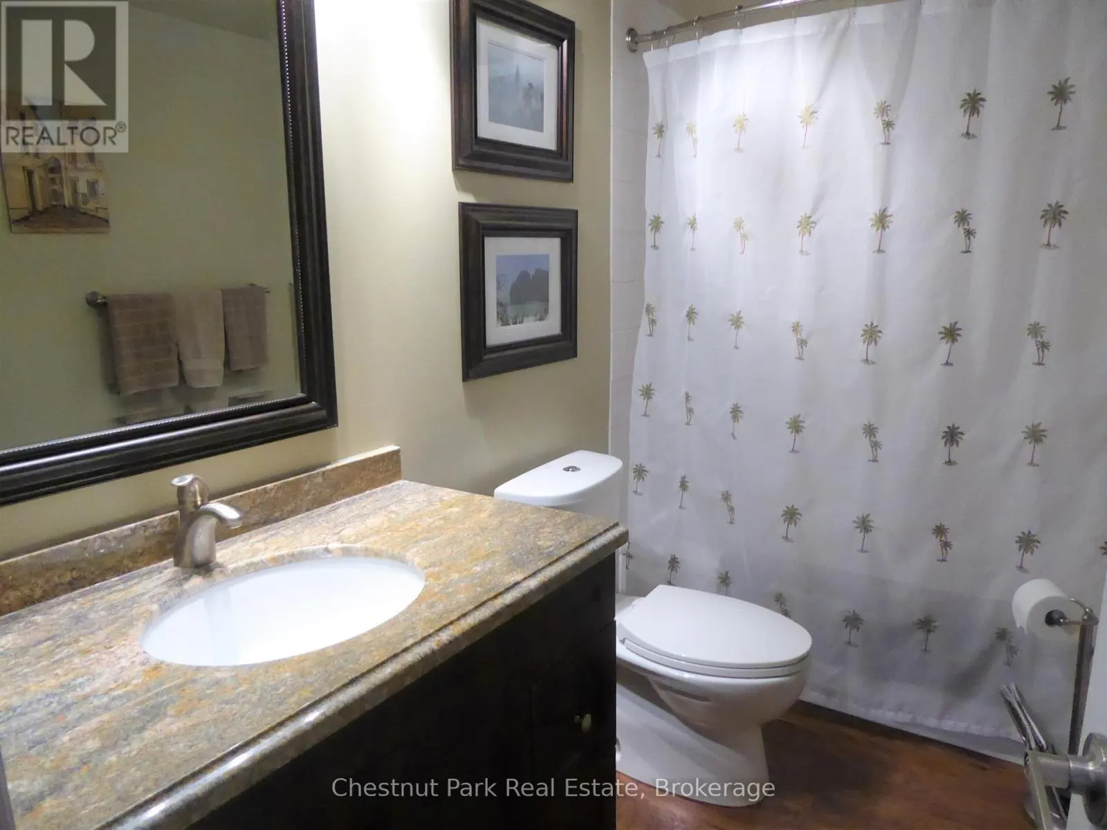 906 CEDAR POINTE COURT