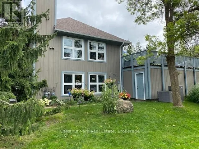 906 CEDAR POINTE COURT