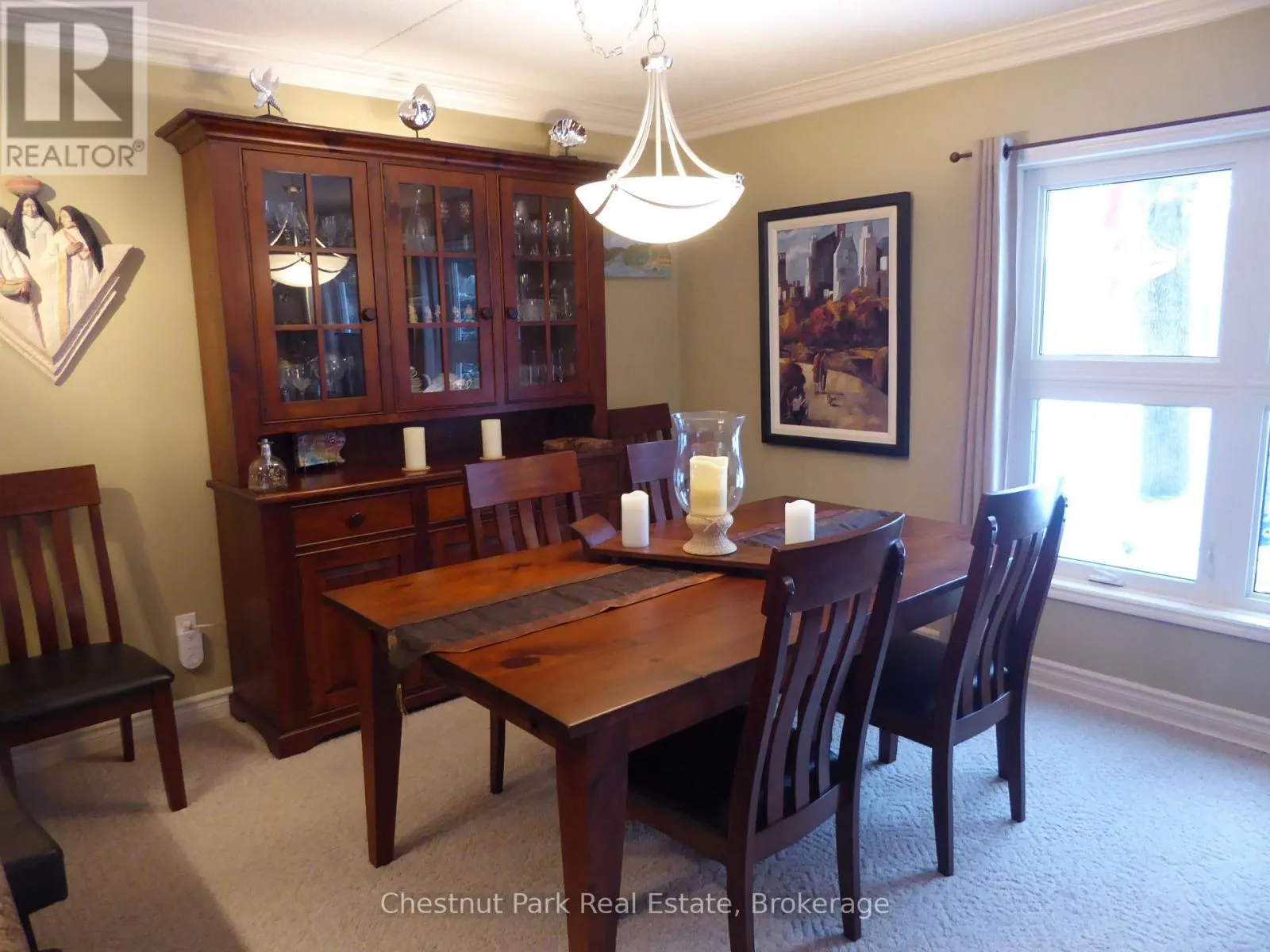 906 CEDAR POINTE COURT