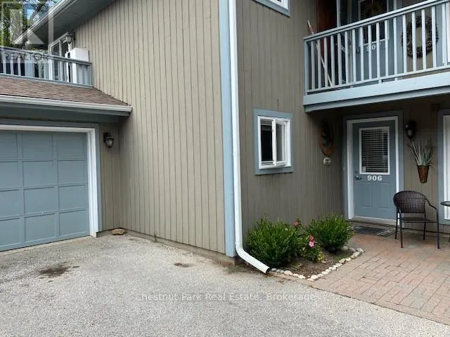 906 CEDAR POINTE COURT