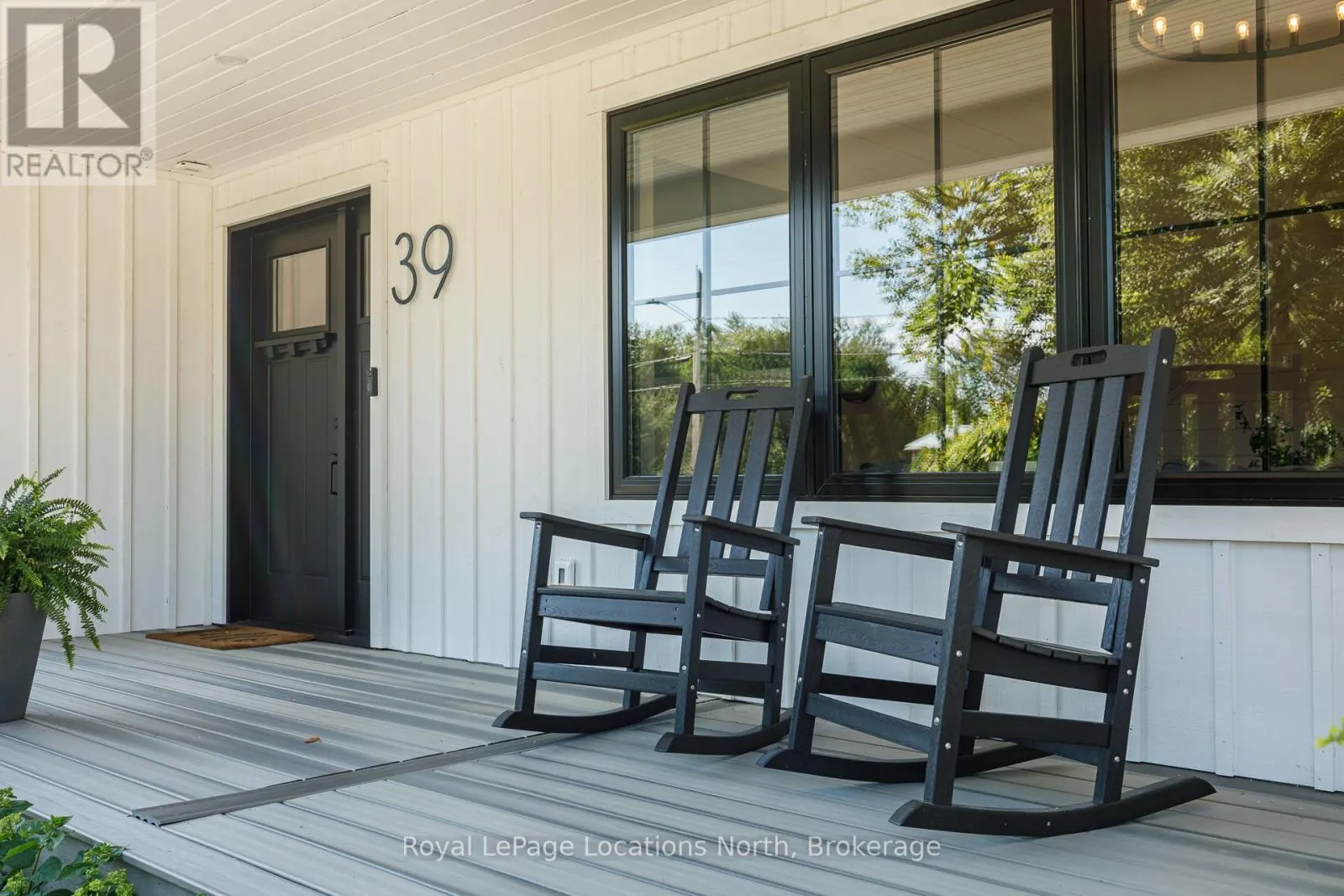 39 SILVERCREEK DRIVE