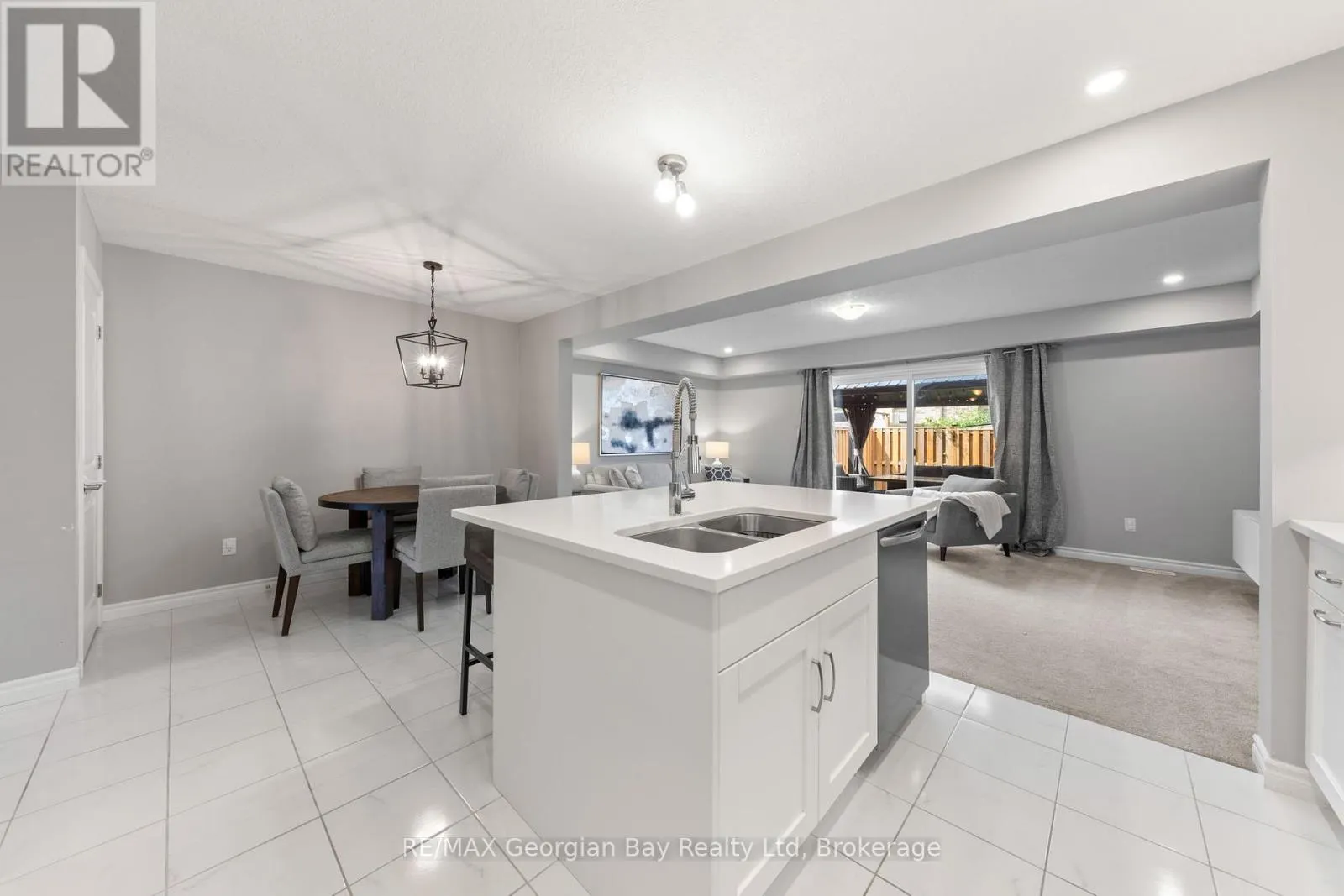 964 WRIGHT DRIVE