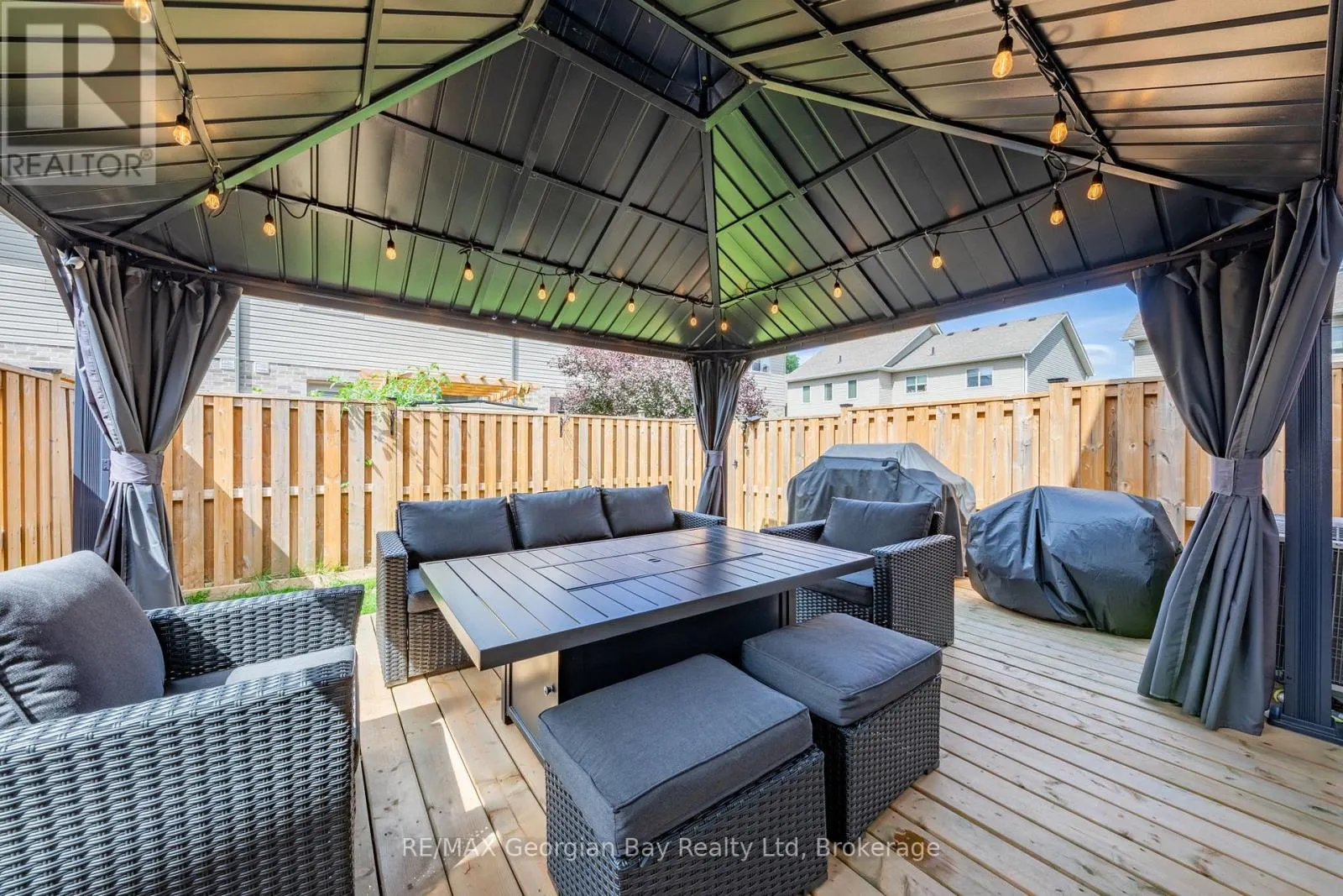 964 WRIGHT DRIVE