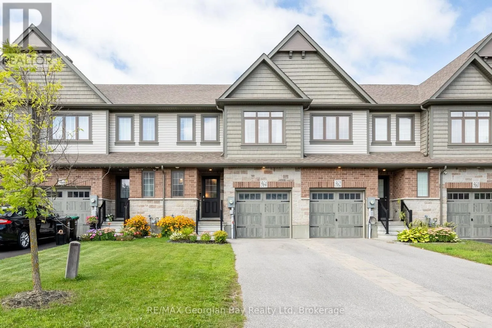964 WRIGHT DRIVE