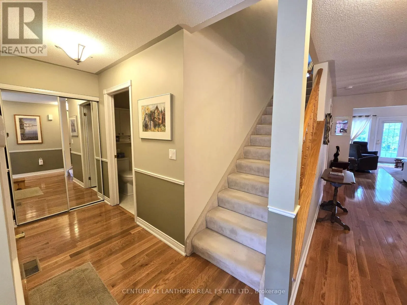 UNIT #310 - 30 MUSEUM DRIVE, #Unit #310