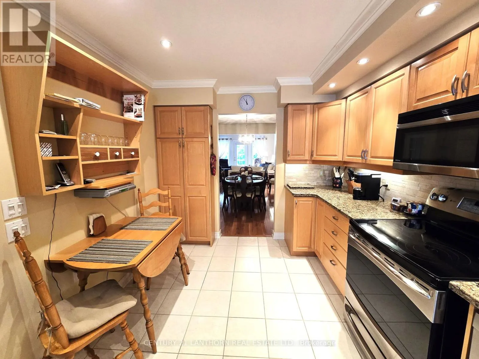 UNIT #310 - 30 MUSEUM DRIVE, #Unit #310