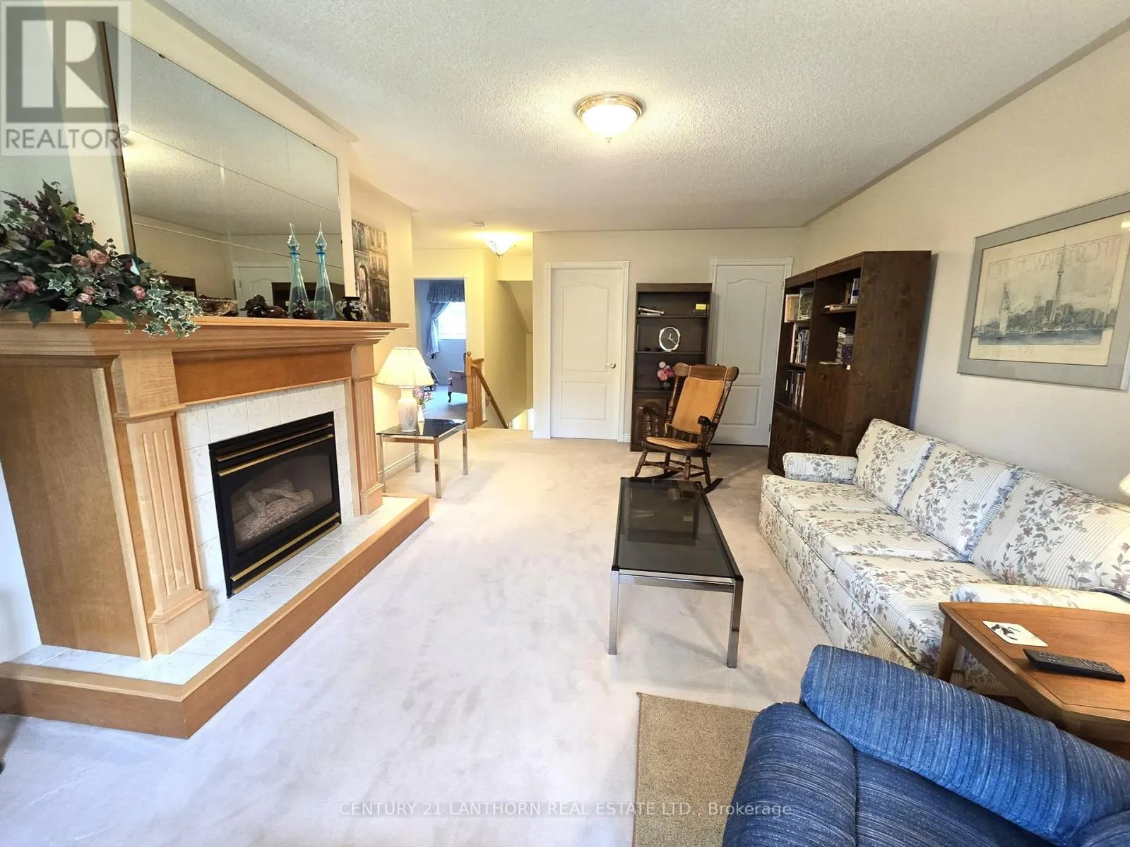 UNIT #310 - 30 MUSEUM DRIVE, #Unit #310