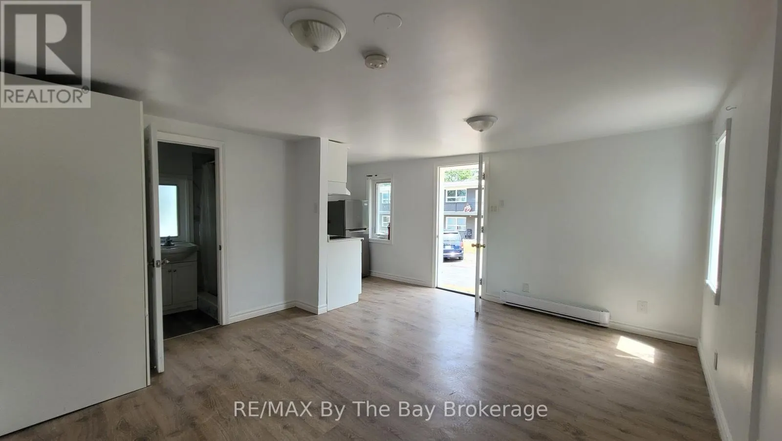 D04 - 280 RIVER ROAD E, #D04