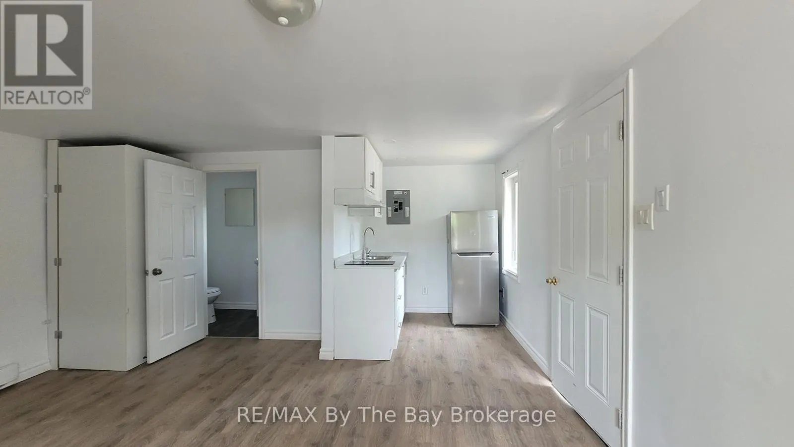 D04 - 280 RIVER ROAD E, #D04