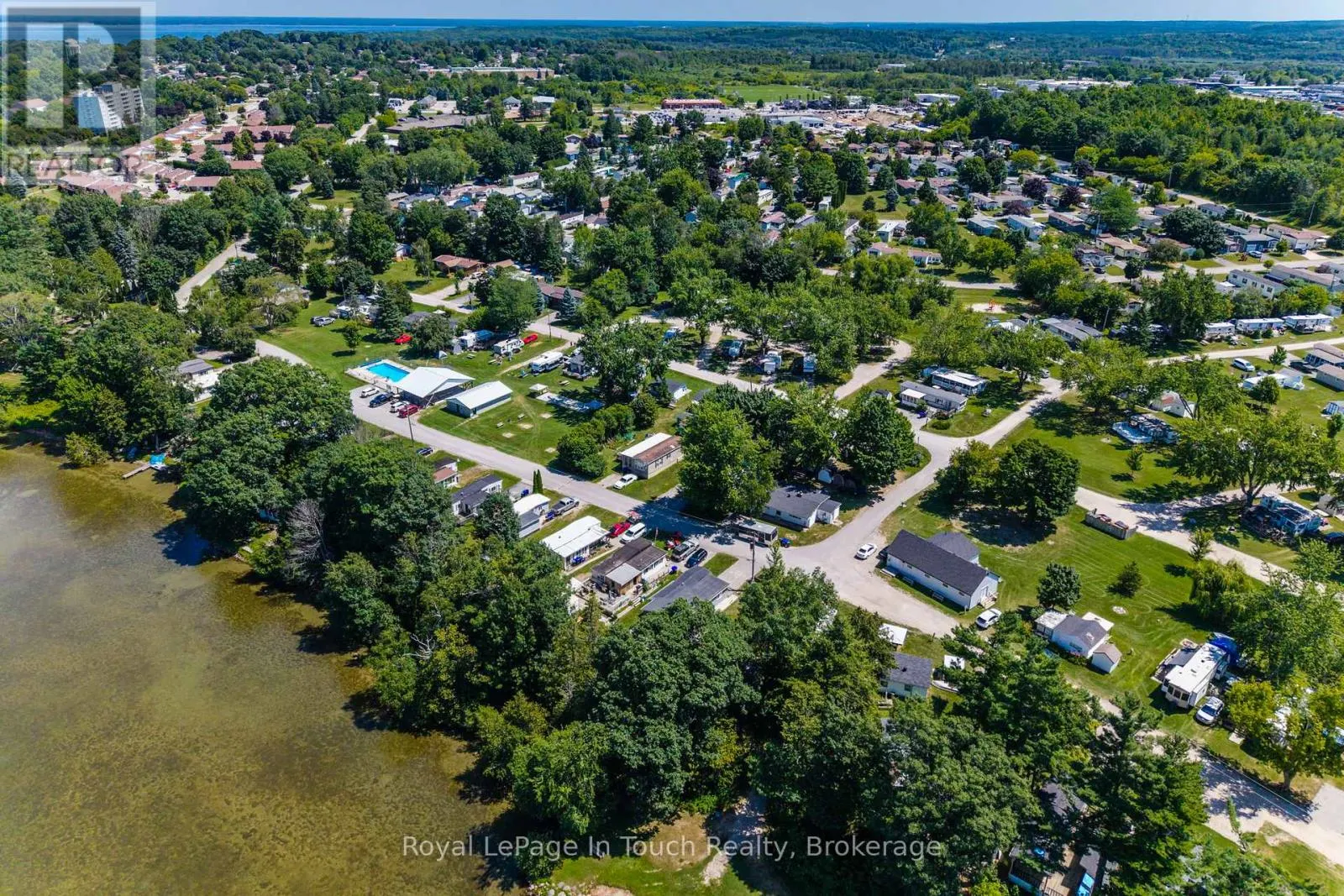 30 LAKESHORE ROAD