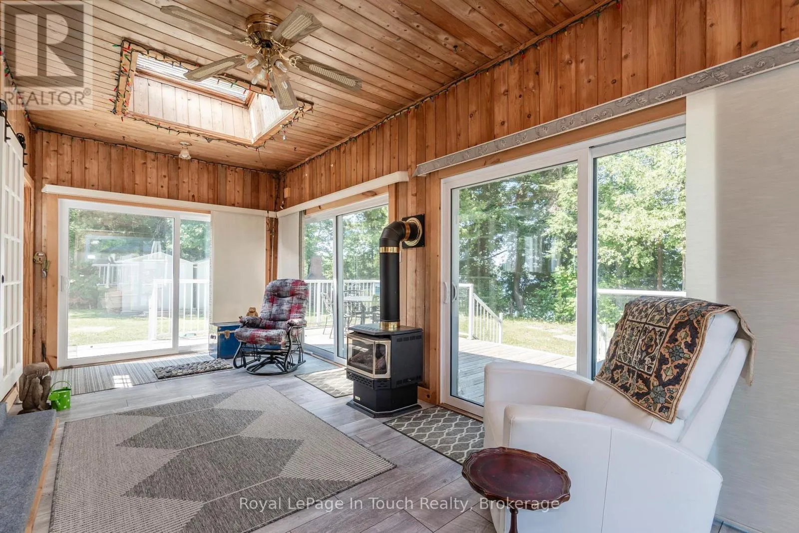 30 LAKESHORE ROAD