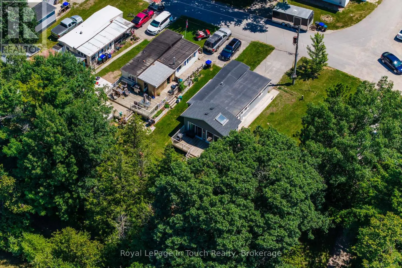 30 LAKESHORE ROAD