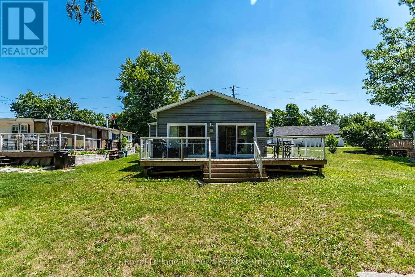 30 LAKESHORE ROAD