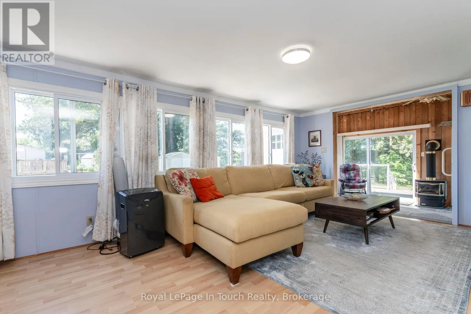 30 LAKESHORE ROAD