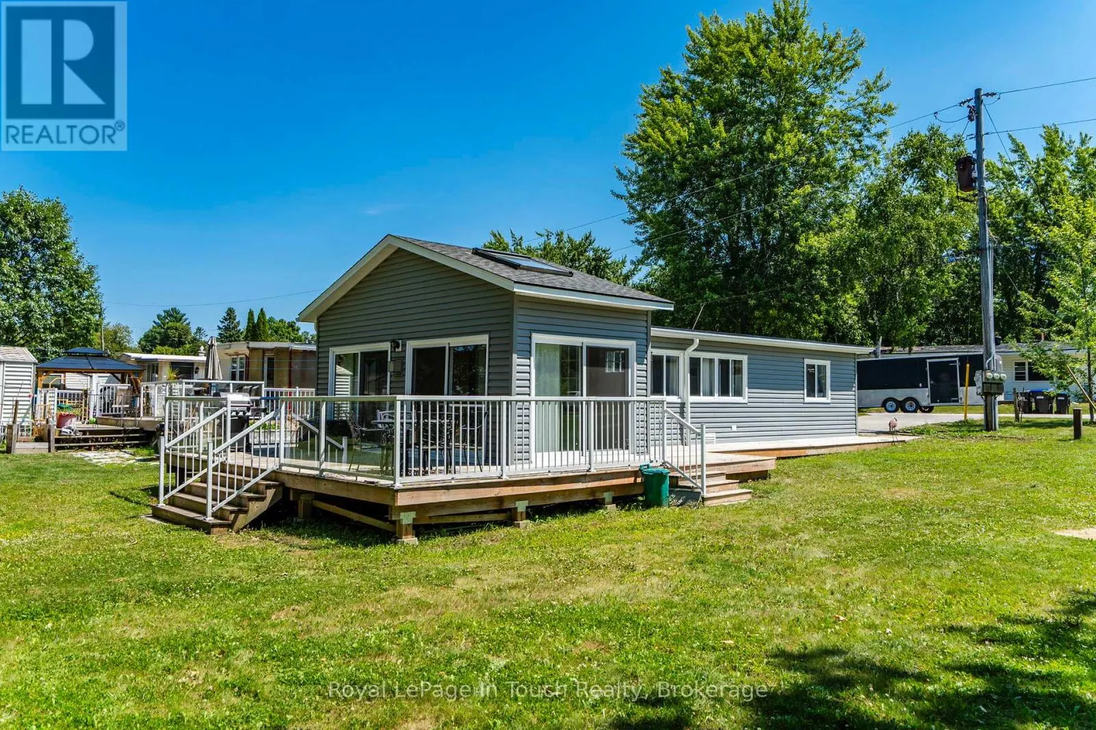 30 LAKESHORE ROAD