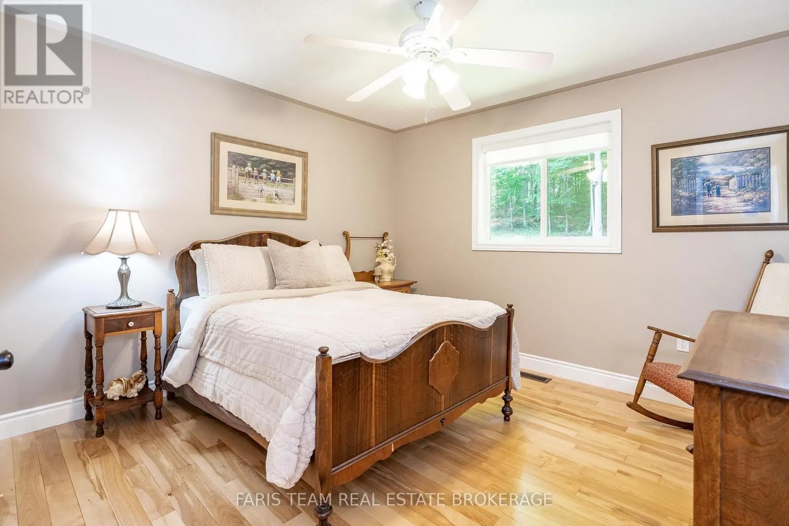 85 FARLAIN LAKE ROAD E