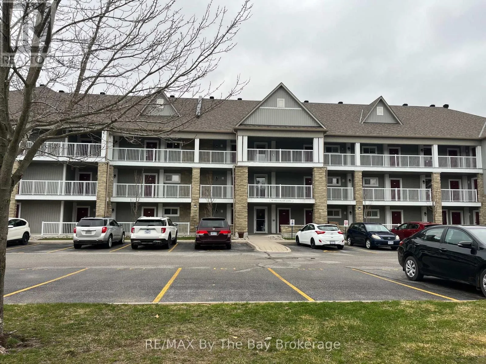 312 - 50 MULLIGAN LANE, #312