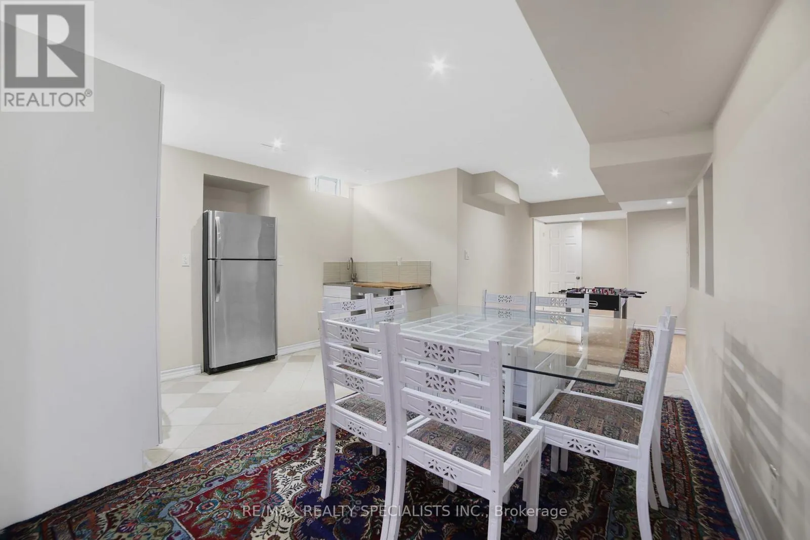 61 RIVERWALK PLACE