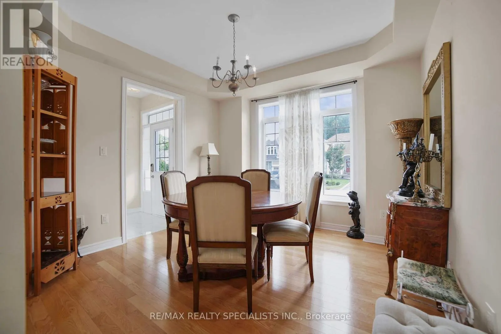 61 RIVERWALK PLACE