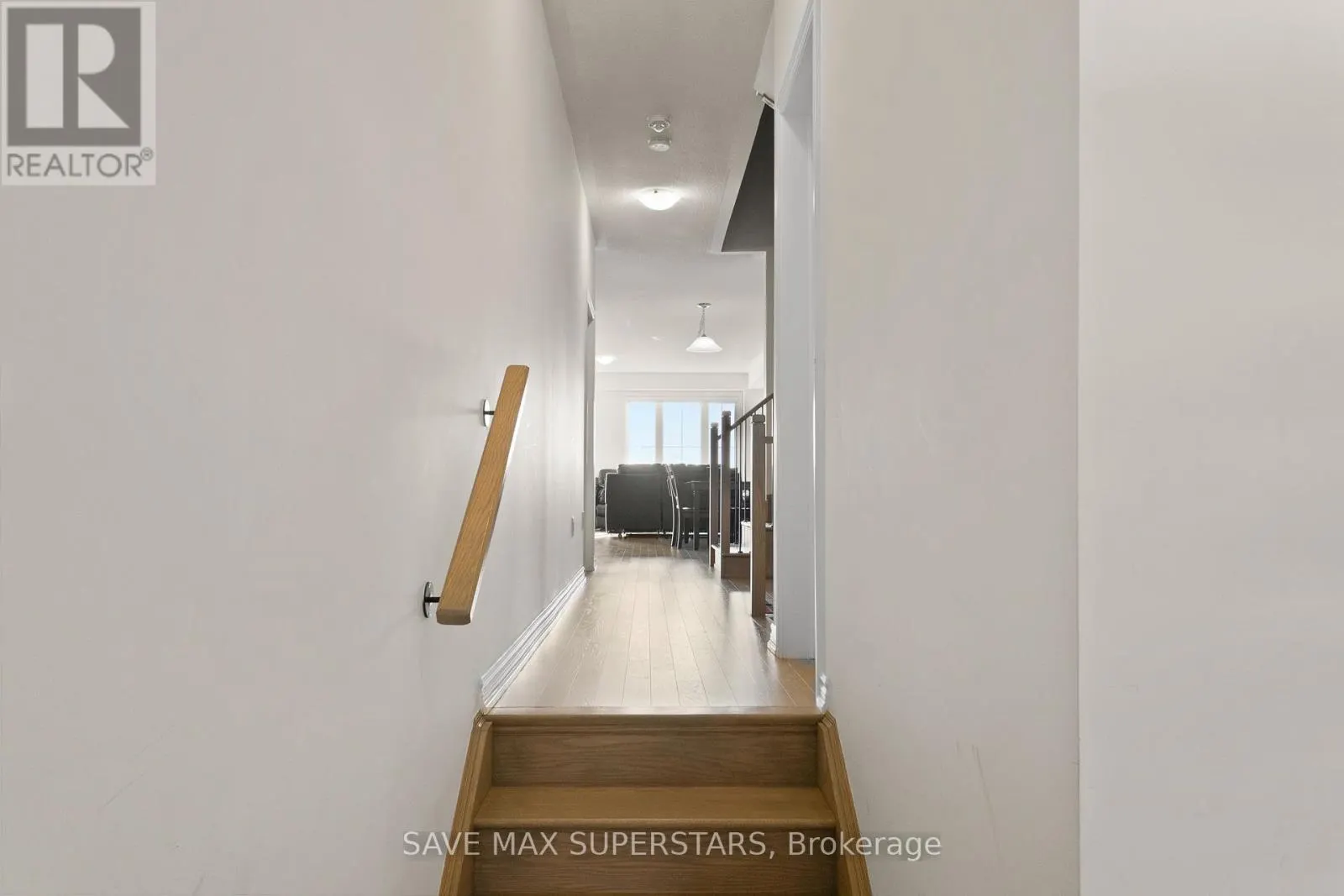 152 GREER STREET