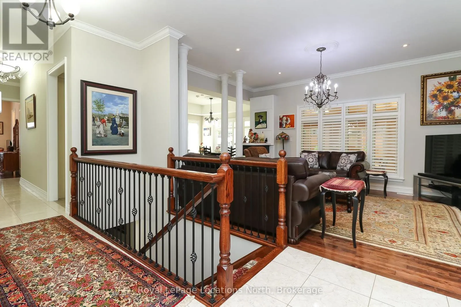 15 DOWNER CRESCENT