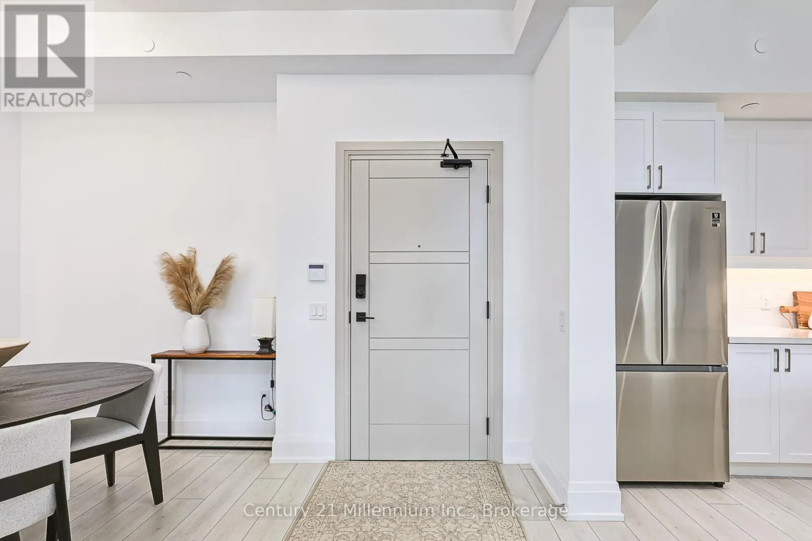 209 - 1 HUME STREET, #209