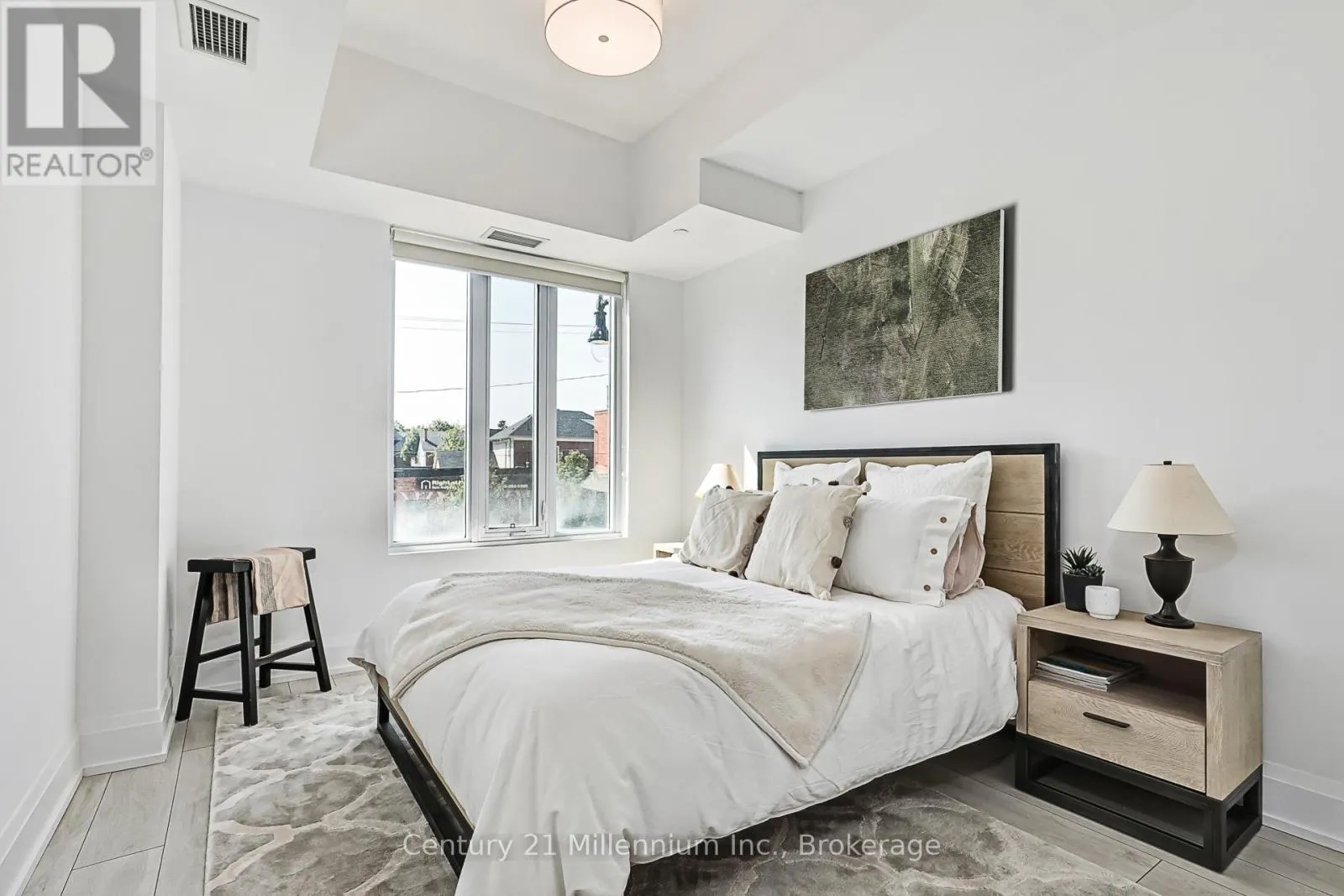 209 - 1 HUME STREET, #209