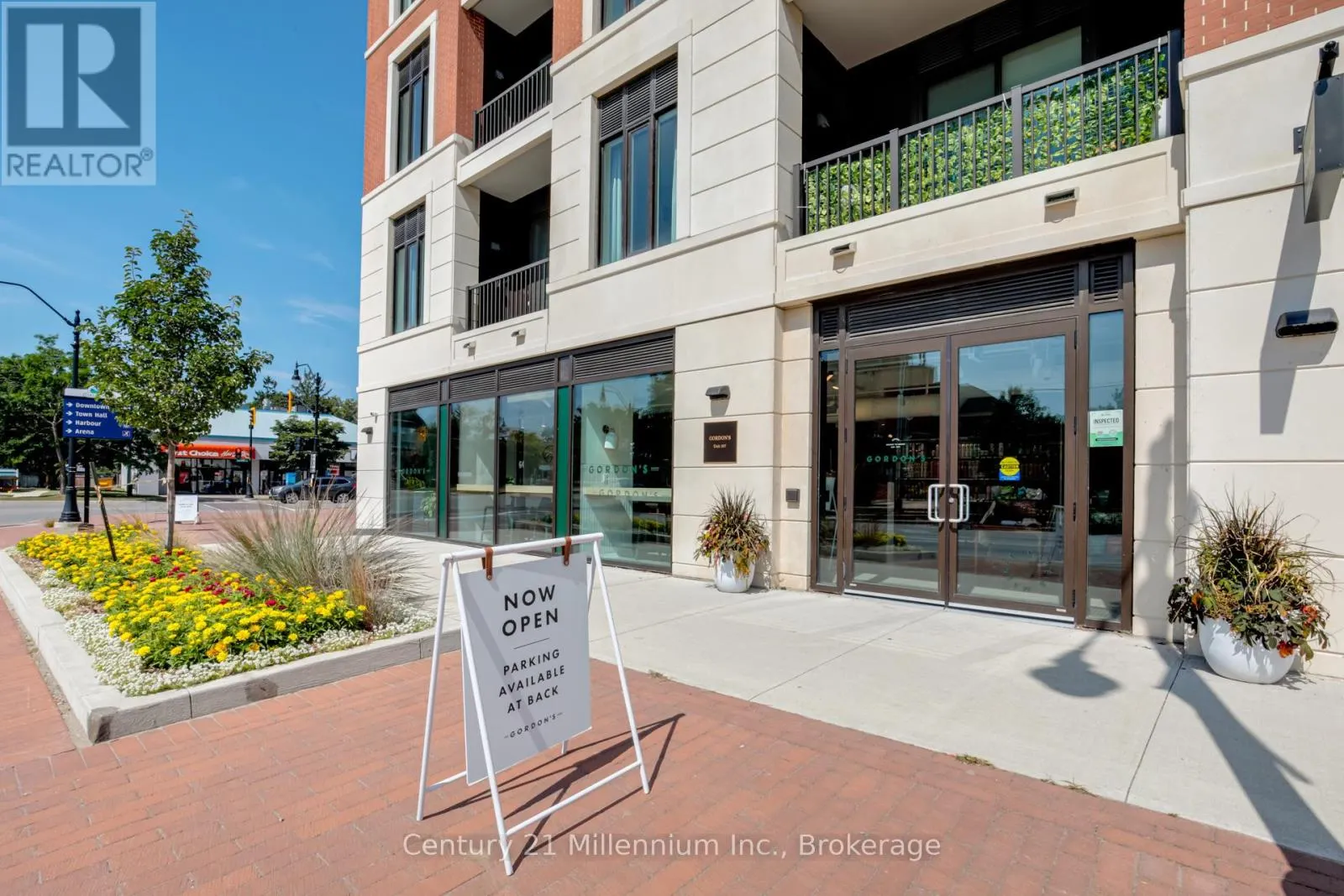 209 - 1 HUME STREET, #209