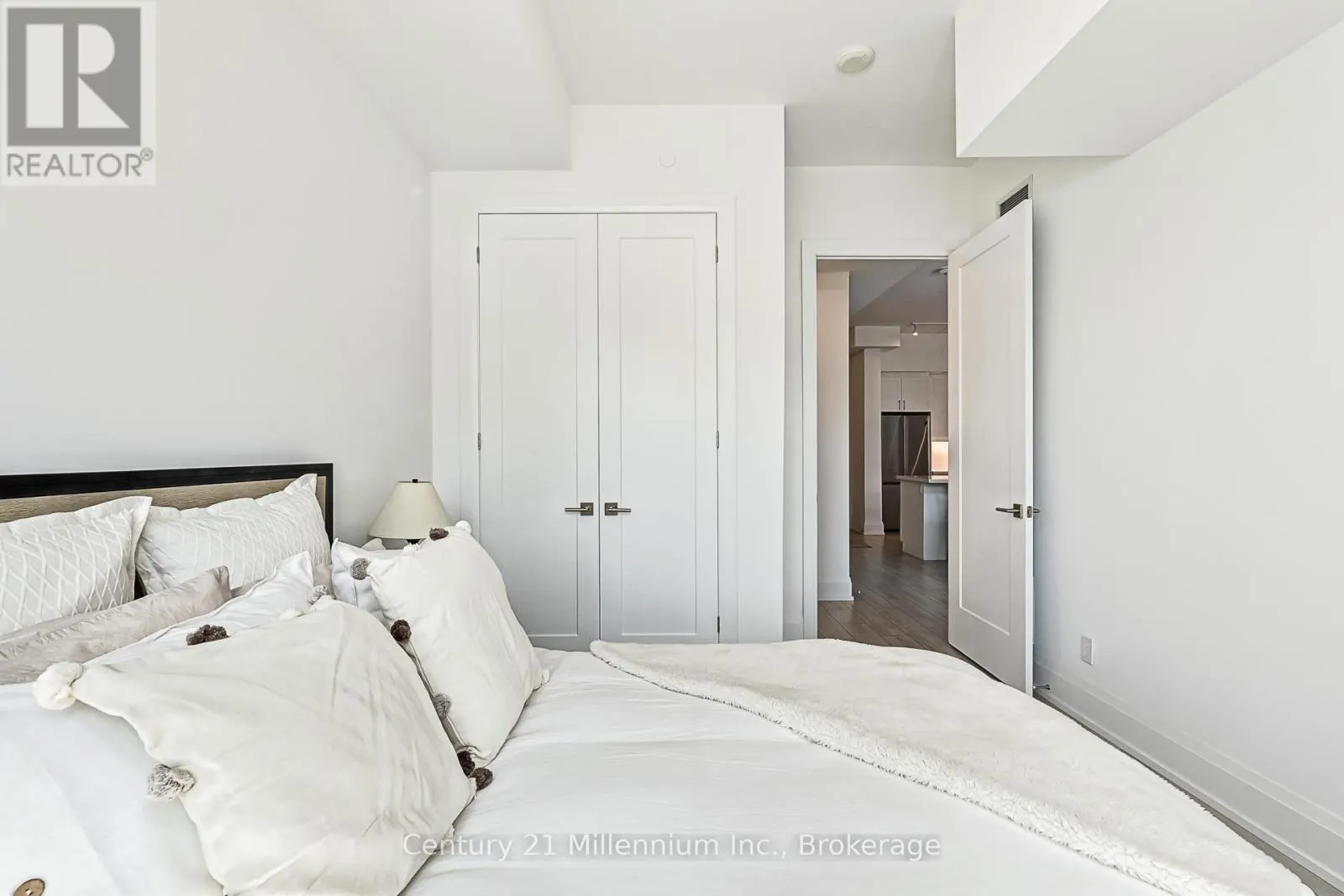 209 - 1 HUME STREET, #209