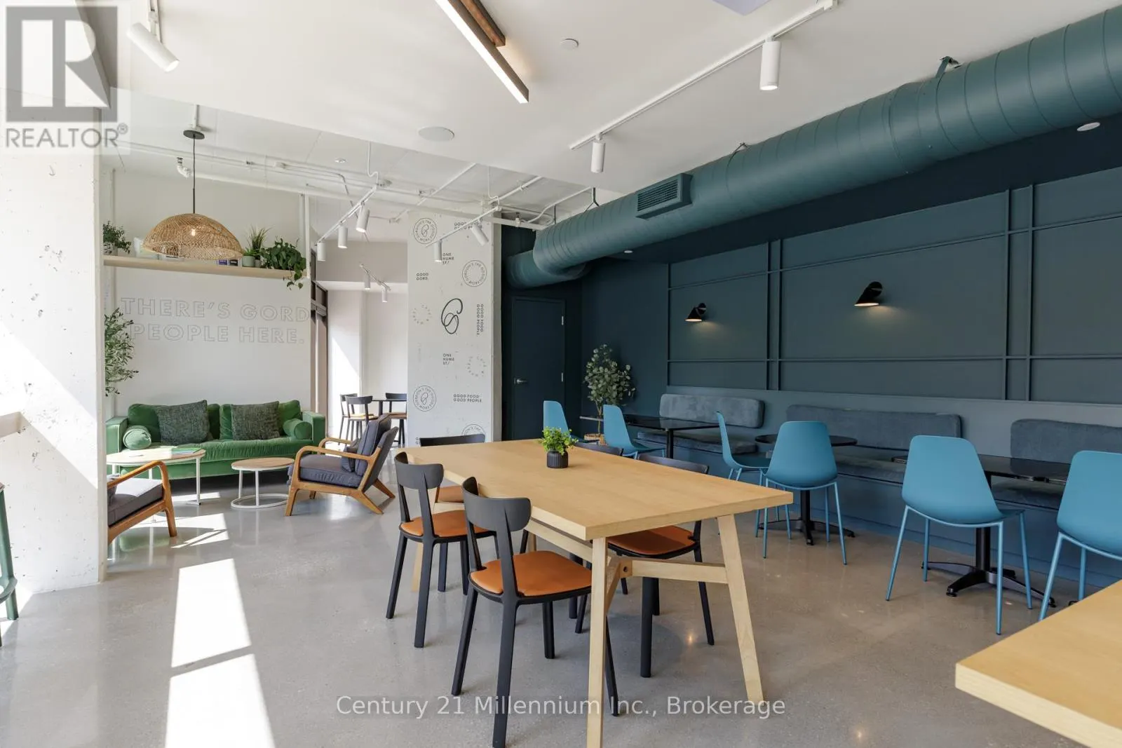 209 - 1 HUME STREET, #209