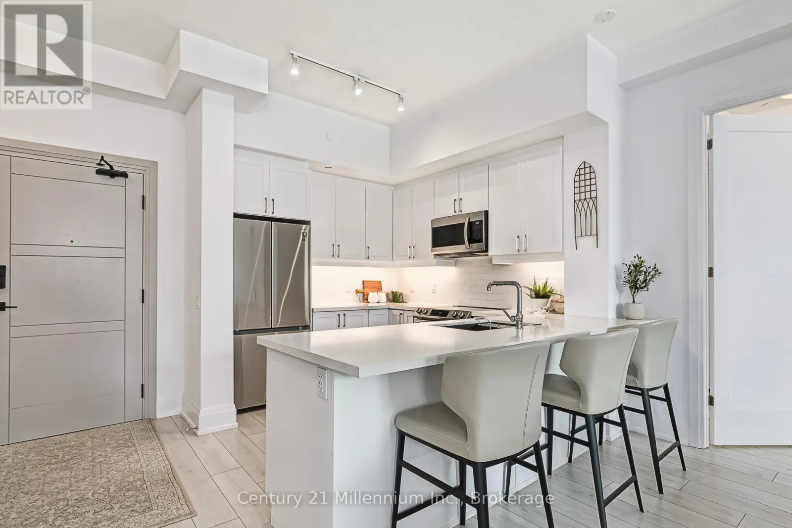 209 - 1 HUME STREET, #209