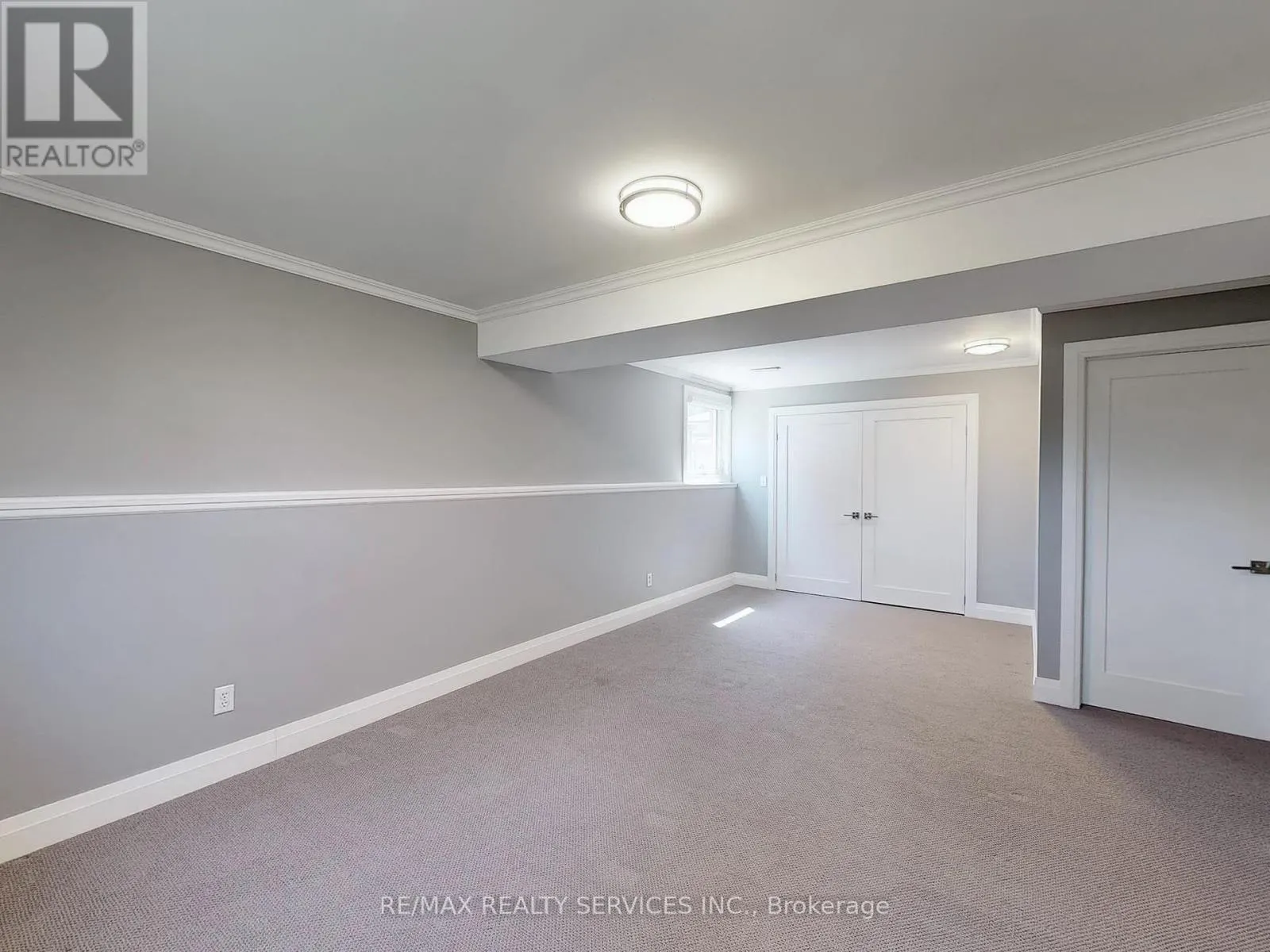 35 INNISBROOK DRIVE