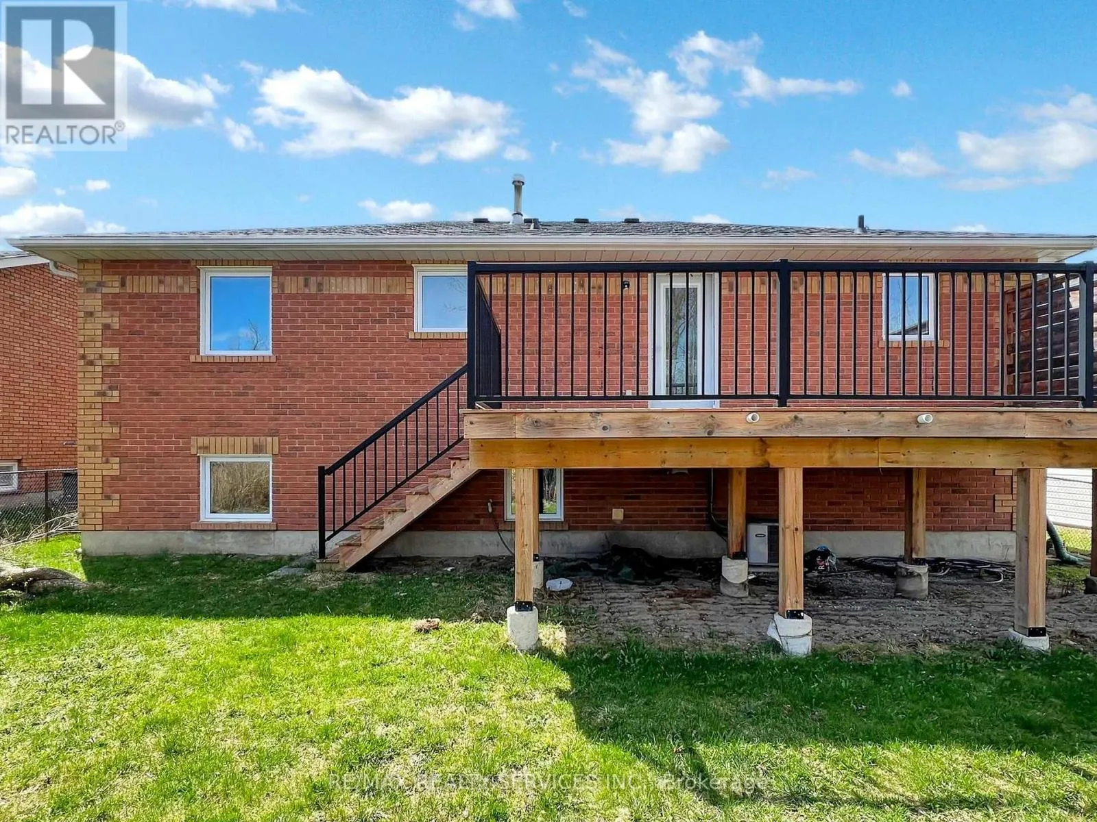 35 INNISBROOK DRIVE